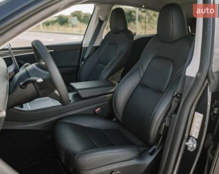 Серый Тесла Model Y, объемом двигателя 0 л и пробегом 25 тыс. км за 31300 $, фото 47 на Automoto.ua