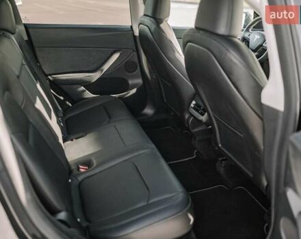 Серый Тесла Model Y, объемом двигателя 0 л и пробегом 25 тыс. км за 31300 $, фото 64 на Automoto.ua