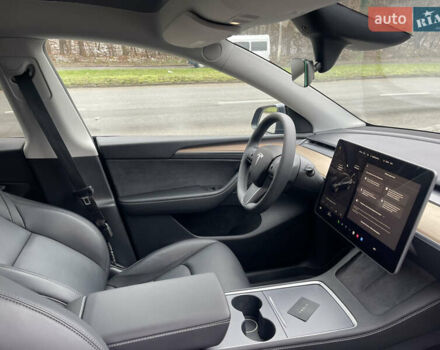 Сірий Тесла Model Y, об'ємом двигуна 0 л та пробігом 16 тис. км за 26000 $, фото 20 на Automoto.ua