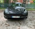 Серый Тесла Model Y, объемом двигателя 0 л и пробегом 9 тыс. км за 29990 $, фото 1 на Automoto.ua