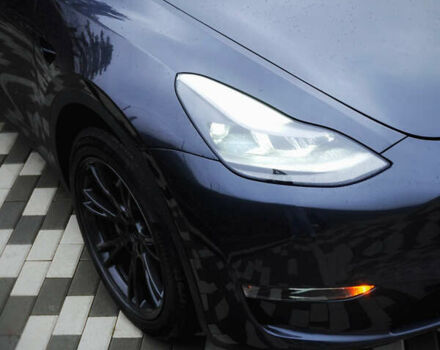 Сірий Тесла Model Y, об'ємом двигуна 0 л та пробігом 12 тис. км за 30700 $, фото 3 на Automoto.ua