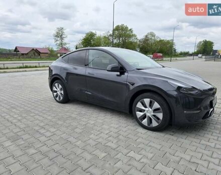 Серый Тесла Model Y, объемом двигателя 0 л и пробегом 7 тыс. км за 28400 $, фото 13 на Automoto.ua