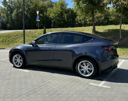 Серый Тесла Model Y, объемом двигателя 0 л и пробегом 45 тыс. км за 28500 $, фото 1 на Automoto.ua