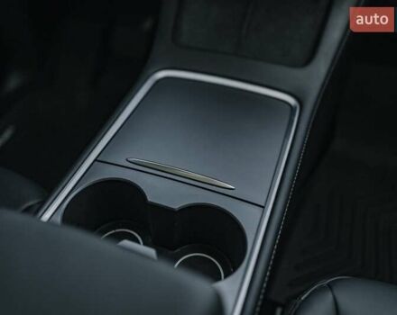 Сірий Тесла Model Y, об'ємом двигуна 0 л та пробігом 12 тис. км за 32500 $, фото 75 на Automoto.ua