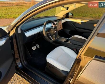 Сірий Тесла Model Y, об'ємом двигуна 0 л та пробігом 23 тис. км за 32700 $, фото 11 на Automoto.ua