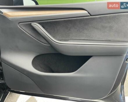 Серый Тесла Model Y, объемом двигателя 0 л и пробегом 22 тыс. км за 34700 $, фото 33 на Automoto.ua