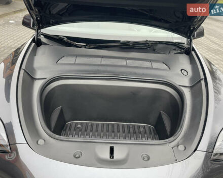 Сірий Тесла Model Y, об'ємом двигуна 0 л та пробігом 16 тис. км за 26000 $, фото 32 на Automoto.ua