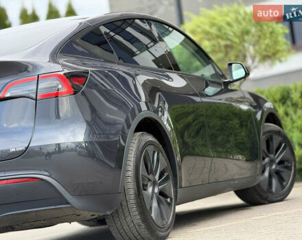 Сірий Тесла Model Y, об'ємом двигуна 0 л та пробігом 13 тис. км за 29999 $, фото 40 на Automoto.ua