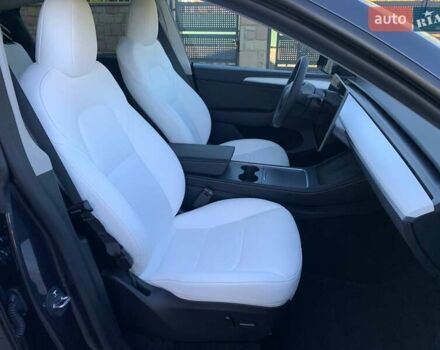 Сірий Тесла Model Y, об'ємом двигуна 0 л та пробігом 6 тис. км за 30900 $, фото 29 на Automoto.ua