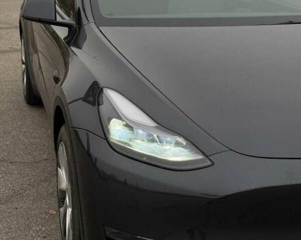 Серый Тесла Model Y, объемом двигателя 0 л и пробегом 38 тыс. км за 33500 $, фото 20 на Automoto.ua