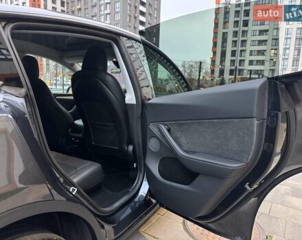 Сірий Тесла Model Y, об'ємом двигуна 0 л та пробігом 27 тис. км за 30900 $, фото 19 на Automoto.ua