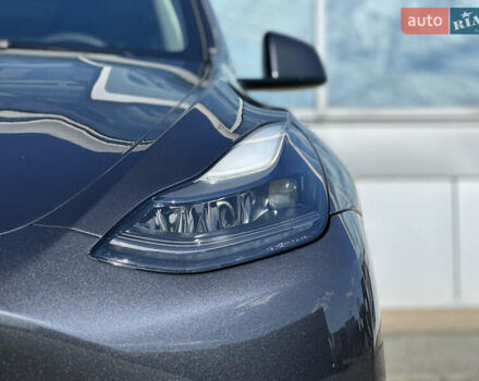 Серый Тесла Model Y, объемом двигателя 0 л и пробегом 1 тыс. км за 35490 $, фото 6 на Automoto.ua