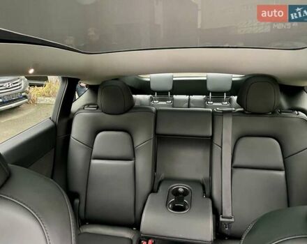 Серый Тесла Model Y, объемом двигателя 0 л и пробегом 23 тыс. км за 28800 $, фото 19 на Automoto.ua