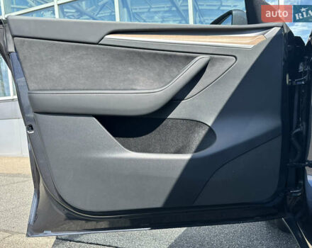 Серый Тесла Model Y, объемом двигателя 0 л и пробегом 1 тыс. км за 35490 $, фото 27 на Automoto.ua