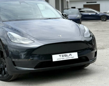 Сірий Тесла Model Y, об'ємом двигуна 0 л та пробігом 4 тис. км за 28400 $, фото 2 на Automoto.ua