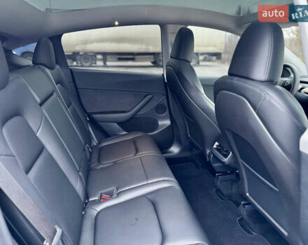 Серый Тесла Model Y, объемом двигателя 0 л и пробегом 22 тыс. км за 27000 $, фото 15 на Automoto.ua