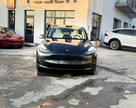 Серый Тесла Model Y, объемом двигателя 0 л и пробегом 1 тыс. км за 39900 $, фото 9 на Automoto.ua