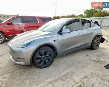 Серый Тесла Model Y, объемом двигателя 0 л и пробегом 26 тыс. км за 21800 $, фото 1 на Automoto.ua