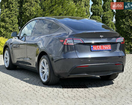 Серый Тесла Model Y, объемом двигателя 0 л и пробегом 39 тыс. км за 27500 $, фото 2 на Automoto.ua