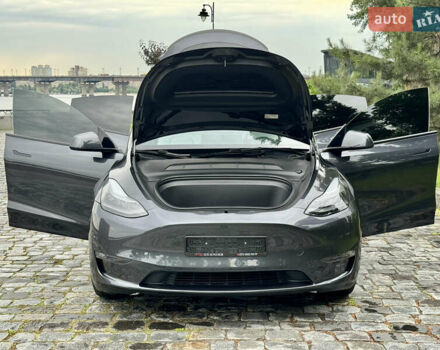 Серый Тесла Model Y, объемом двигателя 0 л и пробегом 7 тыс. км за 33999 $, фото 37 на Automoto.ua