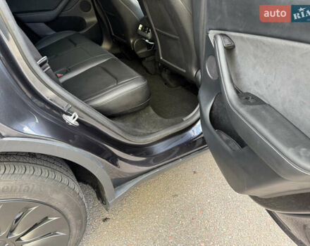 Серый Тесла Model Y, объемом двигателя 0 л и пробегом 14 тыс. км за 33500 $, фото 14 на Automoto.ua