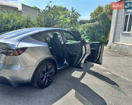 Сірий Тесла Model Y, об'ємом двигуна 0 л та пробігом 6 тис. км за 27500 $, фото 3 на Automoto.ua
