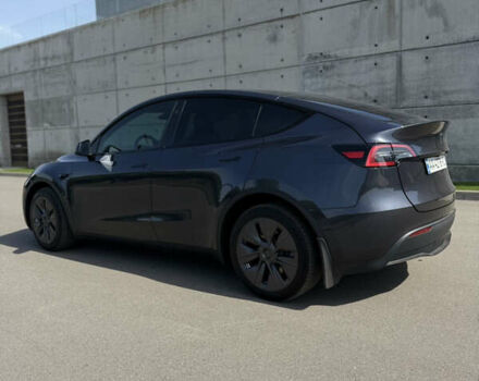 Серый Тесла Model Y, объемом двигателя 0 л и пробегом 9 тыс. км за 29900 $, фото 5 на Automoto.ua