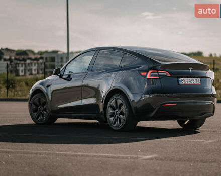 Серый Тесла Model Y, объемом двигателя 0 л и пробегом 25 тыс. км за 31300 $, фото 8 на Automoto.ua