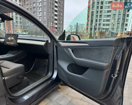 Сірий Тесла Model Y, об'ємом двигуна 0 л та пробігом 27 тис. км за 30900 $, фото 14 на Automoto.ua