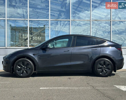 Серый Тесла Model Y, объемом двигателя 0 л и пробегом 1 тыс. км за 35490 $, фото 13 на Automoto.ua
