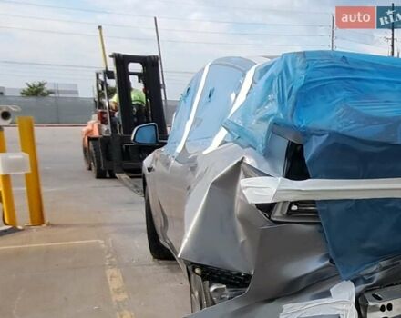 Серый Тесла Model Y, объемом двигателя 0 л и пробегом 26 тыс. км за 21800 $, фото 29 на Automoto.ua