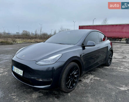 Серый Тесла Model Y, объемом двигателя 0 л и пробегом 22 тыс. км за 27000 $, фото 9 на Automoto.ua