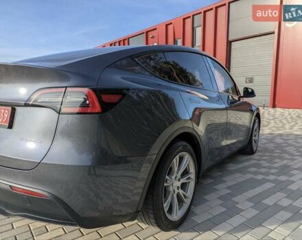 Серый Тесла Model Y, объемом двигателя 0 л и пробегом 29 тыс. км за 30500 $, фото 14 на Automoto.ua