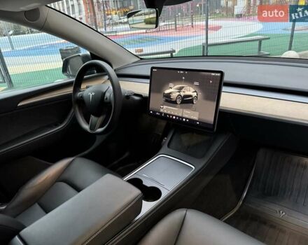 Сірий Тесла Model Y, об'ємом двигуна 0 л та пробігом 27 тис. км за 30900 $, фото 16 на Automoto.ua