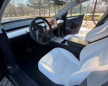 Серый Тесла Model Y, объемом двигателя 0 л и пробегом 9 тыс. км за 29500 $, фото 72 на Automoto.ua