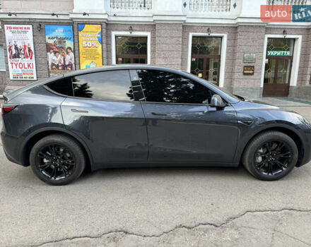 Тесла Model Y 2024 в Каменское - Днепродзержинск на Automoto.ua Серый Тесла Model Y, объемом двигателя 0 л и пробегом 16 тыс. км за 33500 $, фото 4 на Automoto.ua
