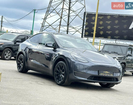 Серый Тесла Model Y, объемом двигателя 0 л и пробегом 1 тыс. км за 39900 $, фото 8 на Automoto.ua