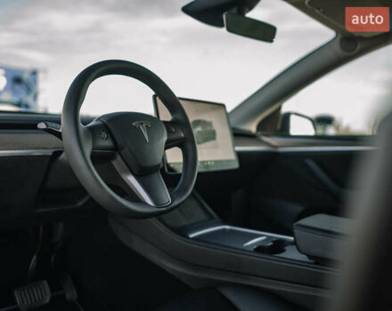 Серый Тесла Model Y, объемом двигателя 0 л и пробегом 25 тыс. км за 31300 $, фото 34 на Automoto.ua