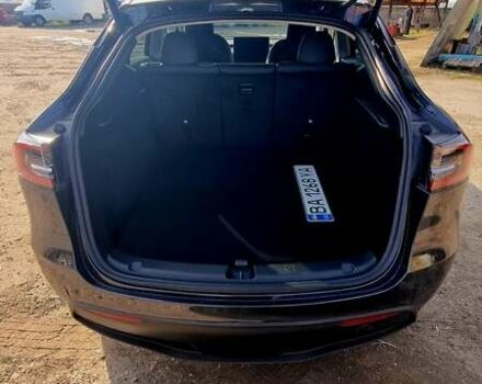 Серый Тесла Model Y, объемом двигателя 0 л и пробегом 11 тыс. км за 30000 $, фото 6 на Automoto.ua
