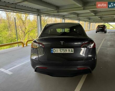 Серый Тесла Model Y, объемом двигателя 0 л и пробегом 12 тыс. км за 33500 $, фото 5 на Automoto.ua