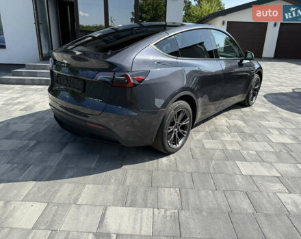 Серый Тесла Model Y, объемом двигателя 0 л и пробегом 1 тыс. км за 34900 $, фото 2 на Automoto.ua