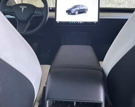 Серый Тесла Model Y, объемом двигателя 0 л и пробегом 6 тыс. км за 29500 $, фото 29 на Automoto.ua