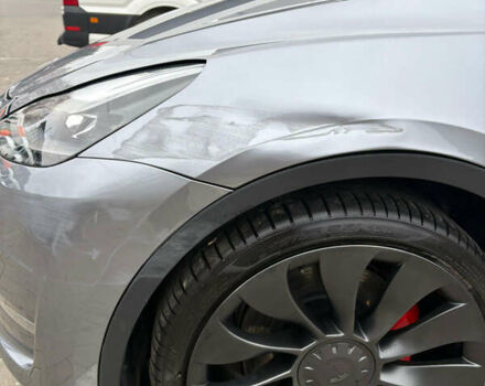 Серый Тесла Model Y, объемом двигателя 0 л и пробегом 17 тыс. км за 34300 $, фото 9 на Automoto.ua