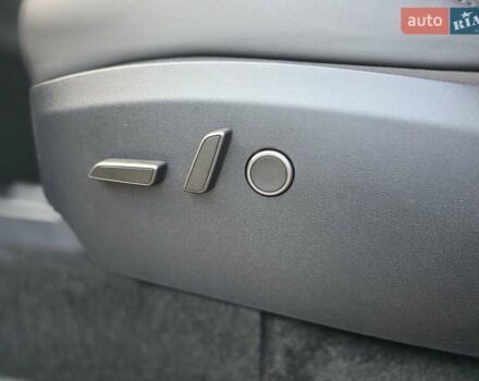 Сірий Тесла Model Y, об'ємом двигуна 0 л та пробігом 19 тис. км за 34900 $, фото 26 на Automoto.ua