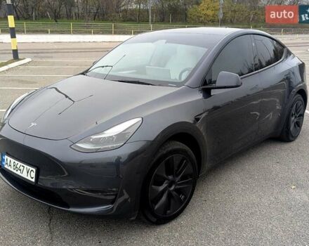 Серый Тесла Model Y, объемом двигателя 0 л и пробегом 13 тыс. км за 29900 $, фото 2 на Automoto.ua