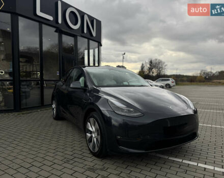 Сірий Тесла Model Y, об'ємом двигуна 0 л та пробігом 25 тис. км за 26999 $, фото 2 на Automoto.ua