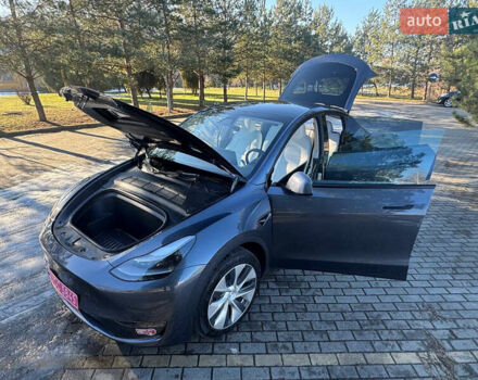 Серый Тесла Model Y, объемом двигателя 0 л и пробегом 9 тыс. км за 29500 $, фото 42 на Automoto.ua