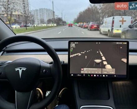 Сірий Тесла Model Y, об'ємом двигуна 0 л та пробігом 27 тис. км за 30900 $, фото 23 на Automoto.ua