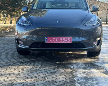 Серый Тесла Model Y, объемом двигателя 0 л и пробегом 9 тыс. км за 29500 $, фото 2 на Automoto.ua