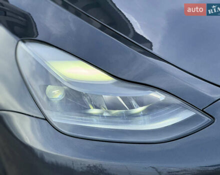 Сірий Тесла Model Y, об'ємом двигуна 0 л та пробігом 13 тис. км за 29999 $, фото 11 на Automoto.ua